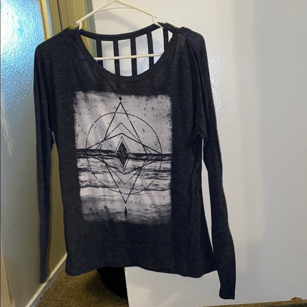 Gray top